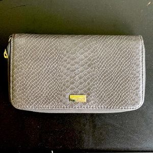 31 Bags- jeweled wallet